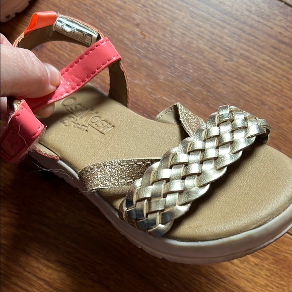 Oshkosh Roddler Gold and Coral Sandals - Picture 2 of 3